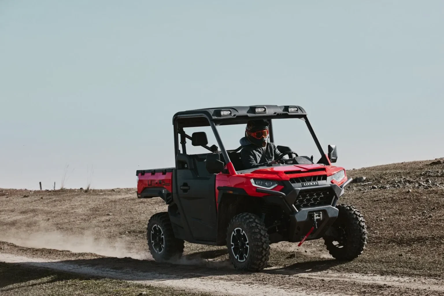 LONCIN-UWolf-1000L-driving-1536x1023